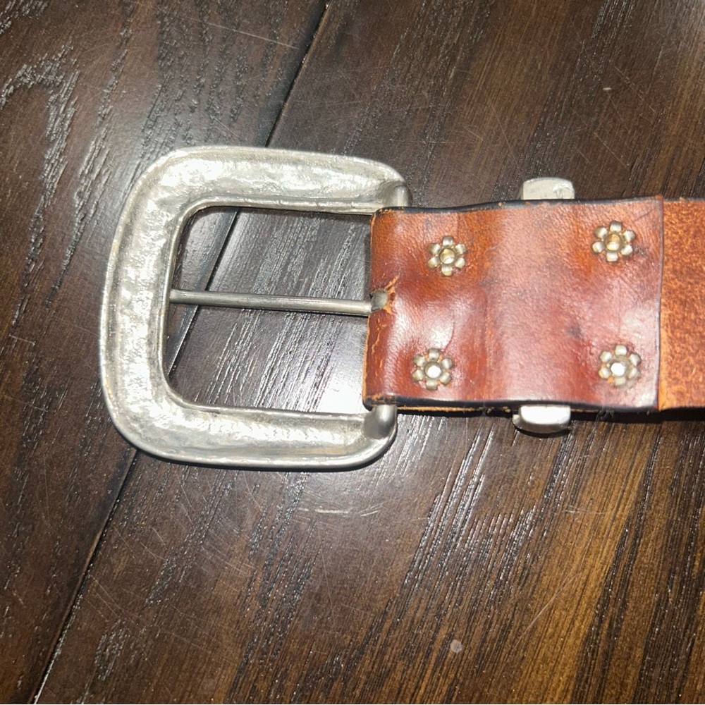 Leather Belt with Roses small/medium - Picture 5 of 8
